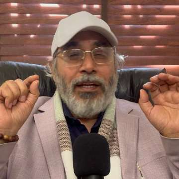 Manu Shandliya Ji AstroBazar: Vedic Astrologer in Greater Noida | DOB Analysis, Vastu Consultant, Jyotish in Greater Noida