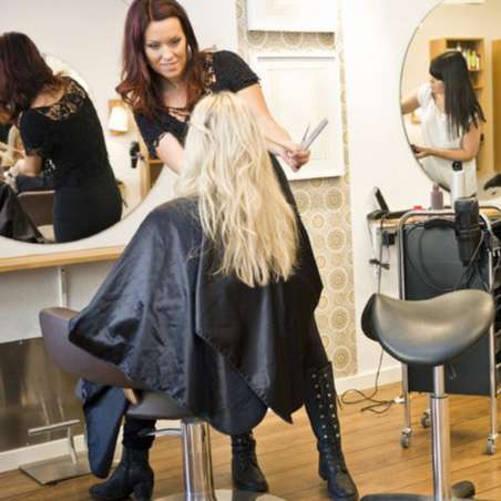J'S Unisex Beauty Salon
