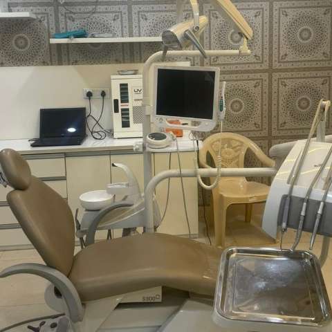 A'Lune Dental Clinic | RCT Specialist Gaur City Greater Noida West